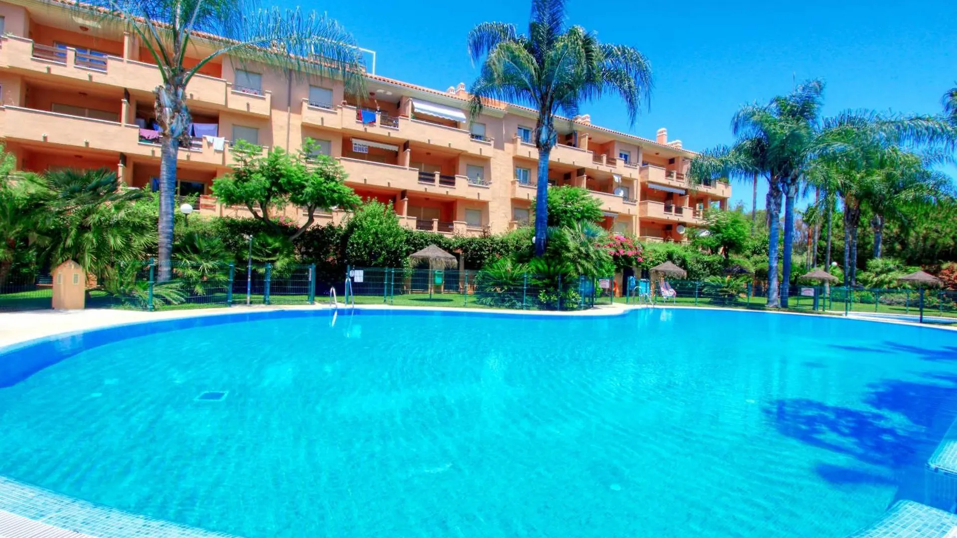 1039 Beach Front 2 Line Penthouse Marbella